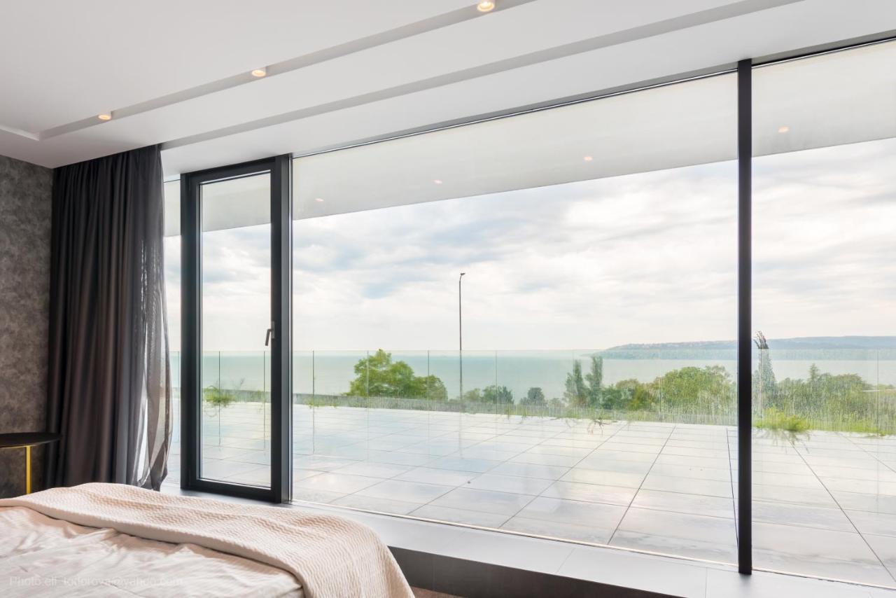 Lotus Luxury Rooms Varna ภายนอก รูปภาพ