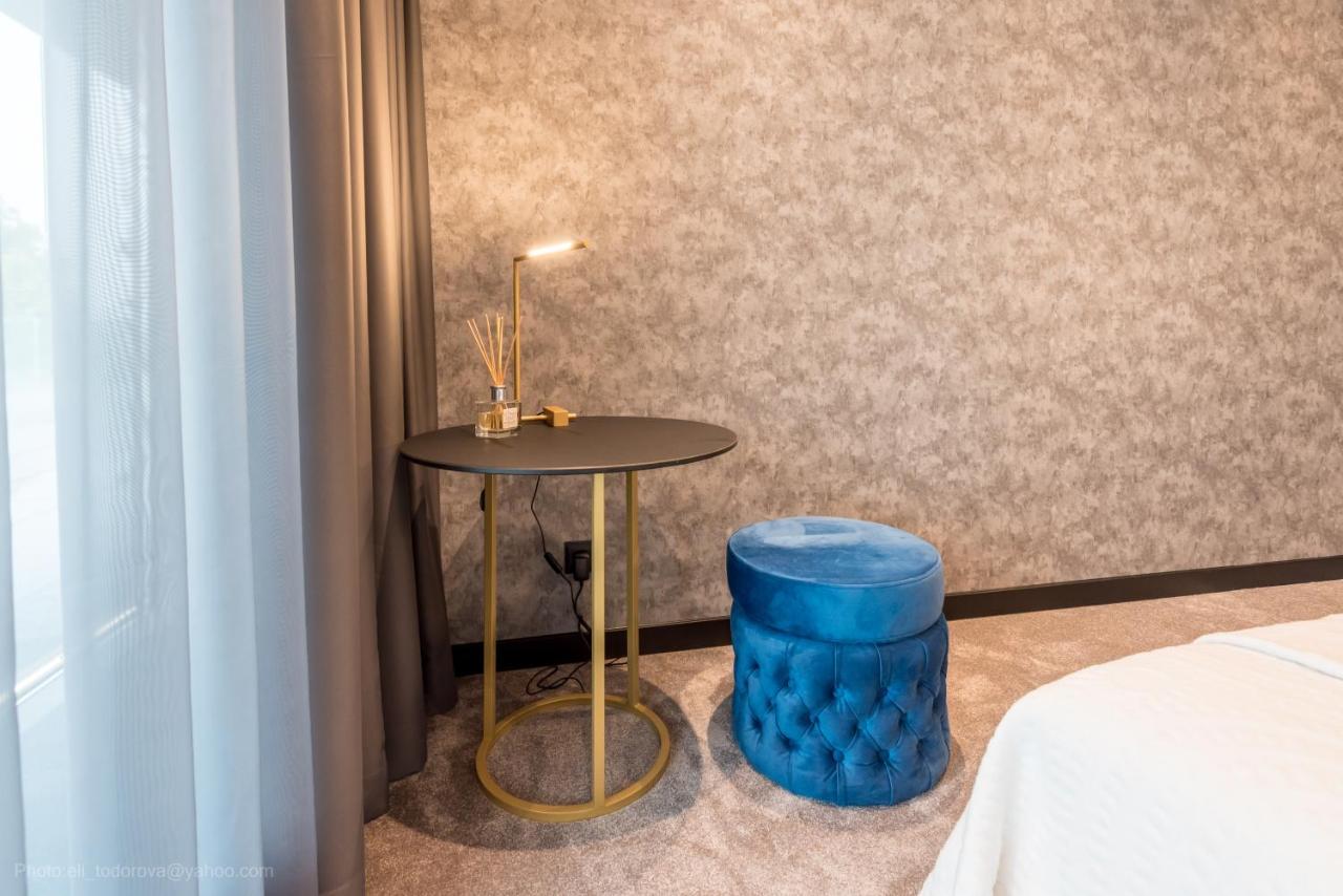 Lotus Luxury Rooms Varna ภายนอก รูปภาพ