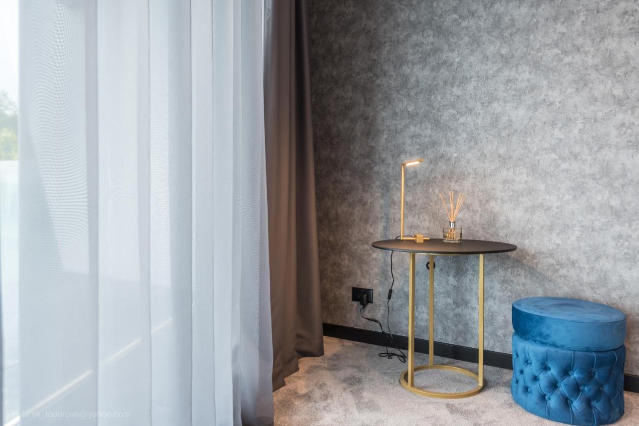 Lotus Luxury Rooms Varna ภายนอก รูปภาพ