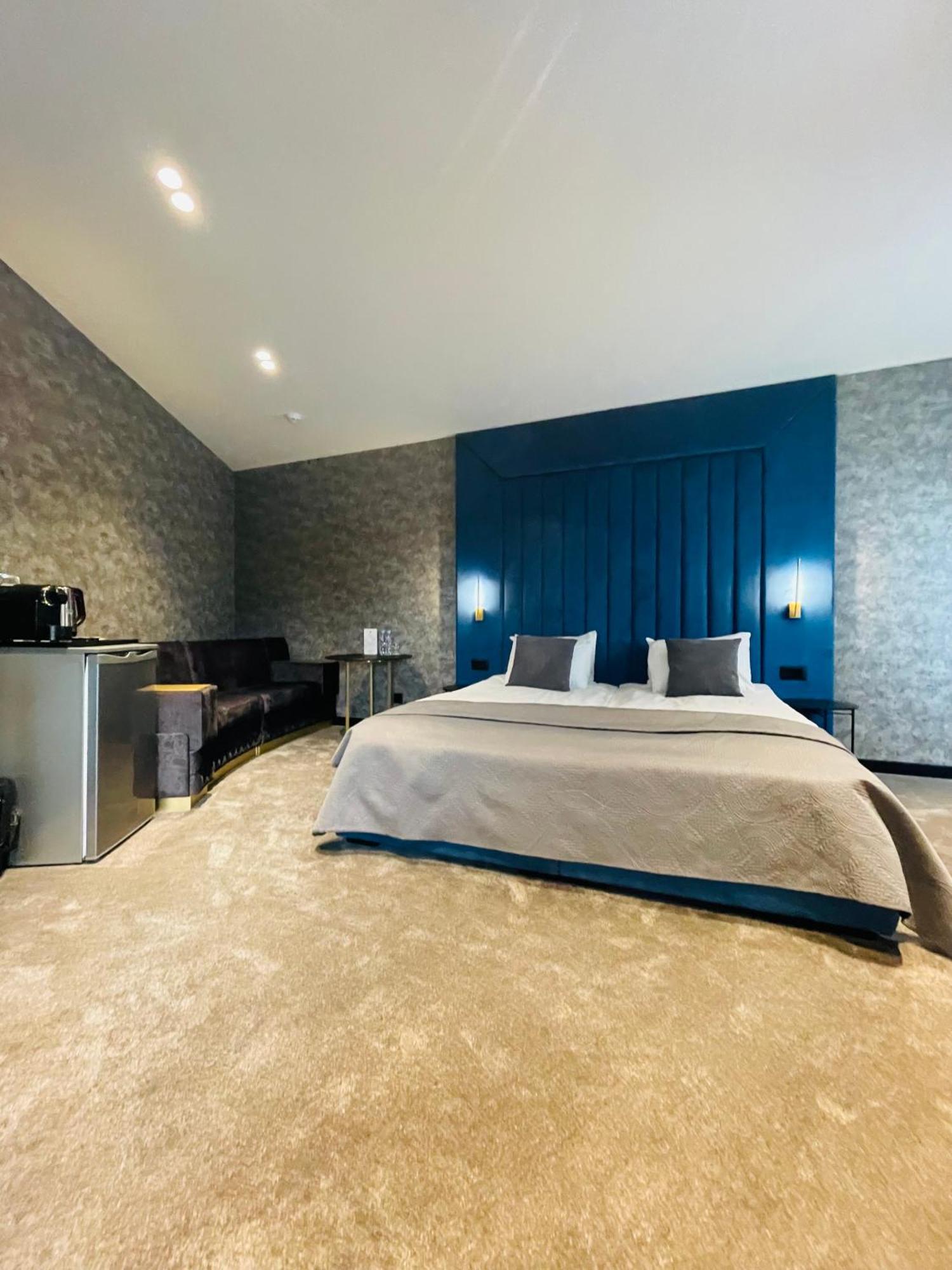 Lotus Luxury Rooms Varna ภายนอก รูปภาพ